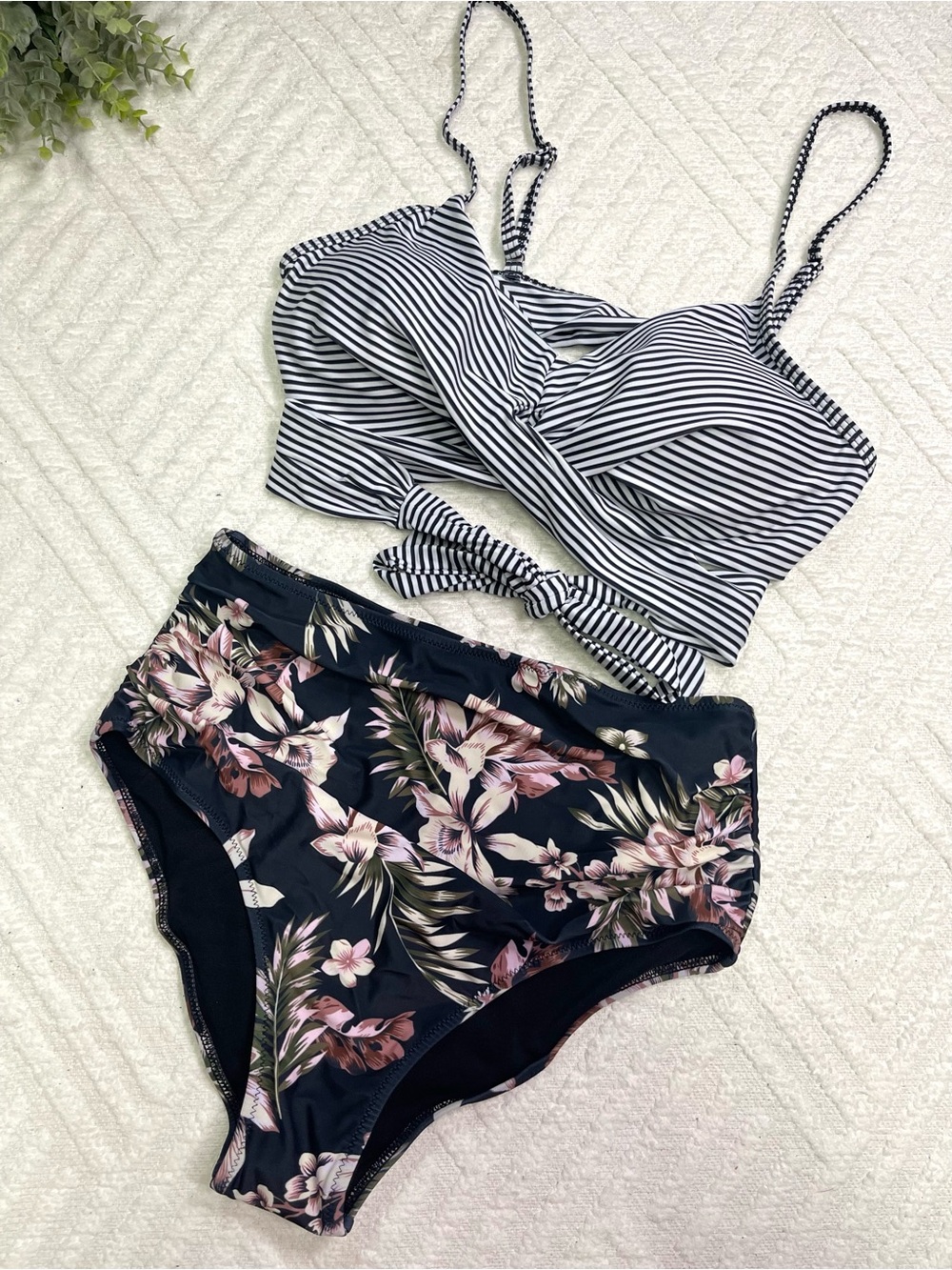 Striped Twist Bikini Top & Floral High-Waist Bottoms Size M - Navy, White, Pink